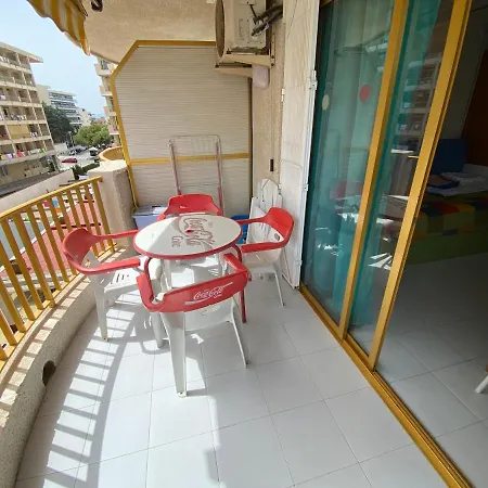 Apartment Apartamento Con Servicios, Piscina Y Parking Privado Max 4 Pax Salou